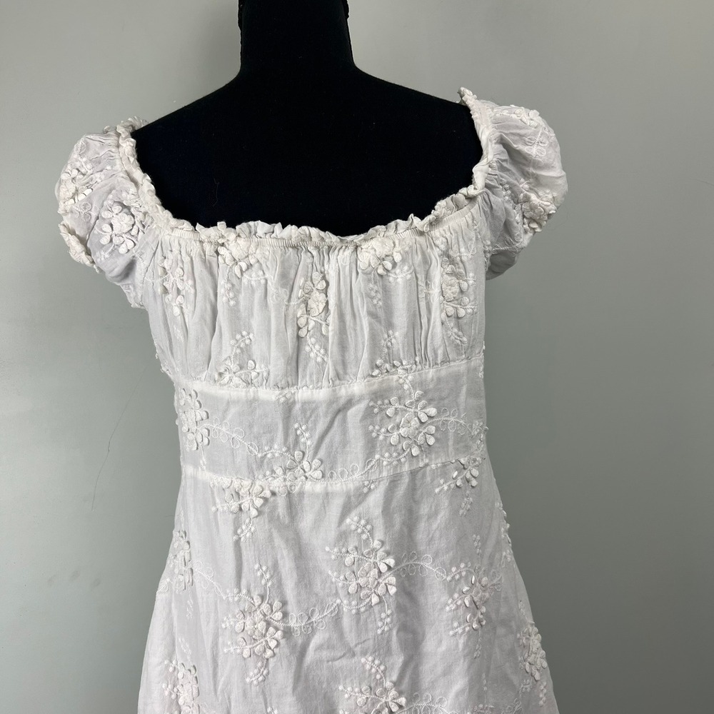 OPT White Eyelet 3D Floral Embroidered Milkmaid Mini Dress L Babydoll Coquette - Picture 4 of 9